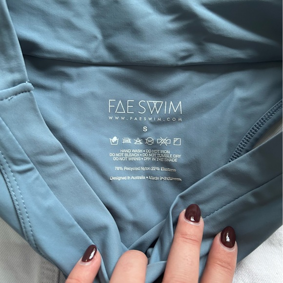 Bikini (top & bottom) - Fae Swimwear - Picture 4 of 9